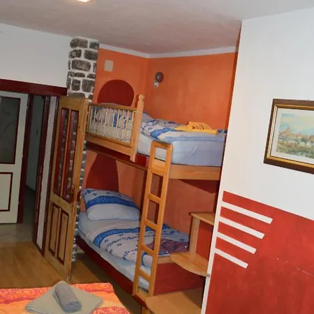 Frühstückspension Private In Modrej Near Beautiful Soca River
